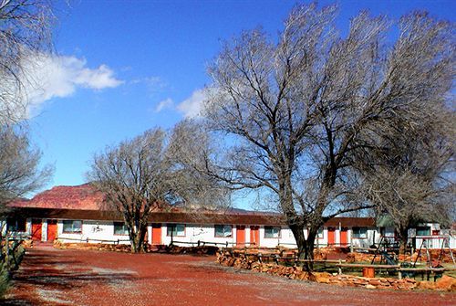 Capitol Reef Inn & Cafe Torrey Exterior photo